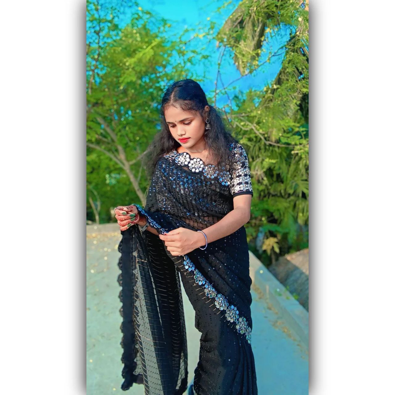 Stylish Beautiful Designer Real Mirror Work Party Wear Saree